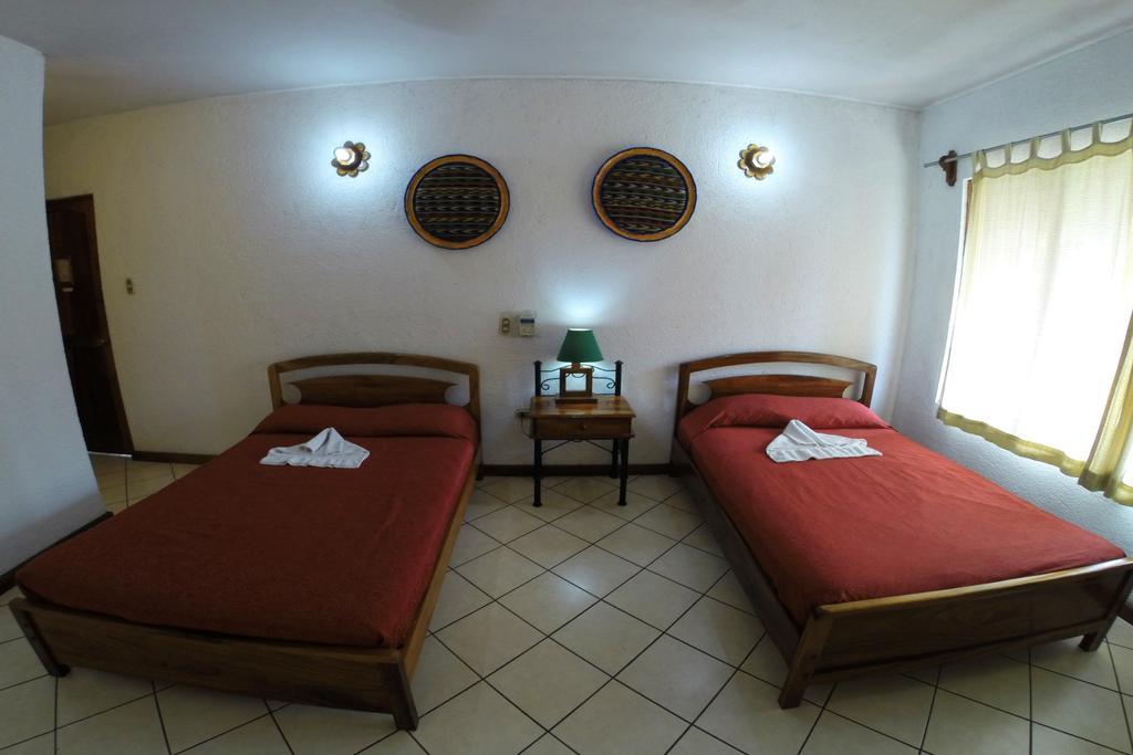 Hotel Villa Hermosa Retalhuleu Esterno foto