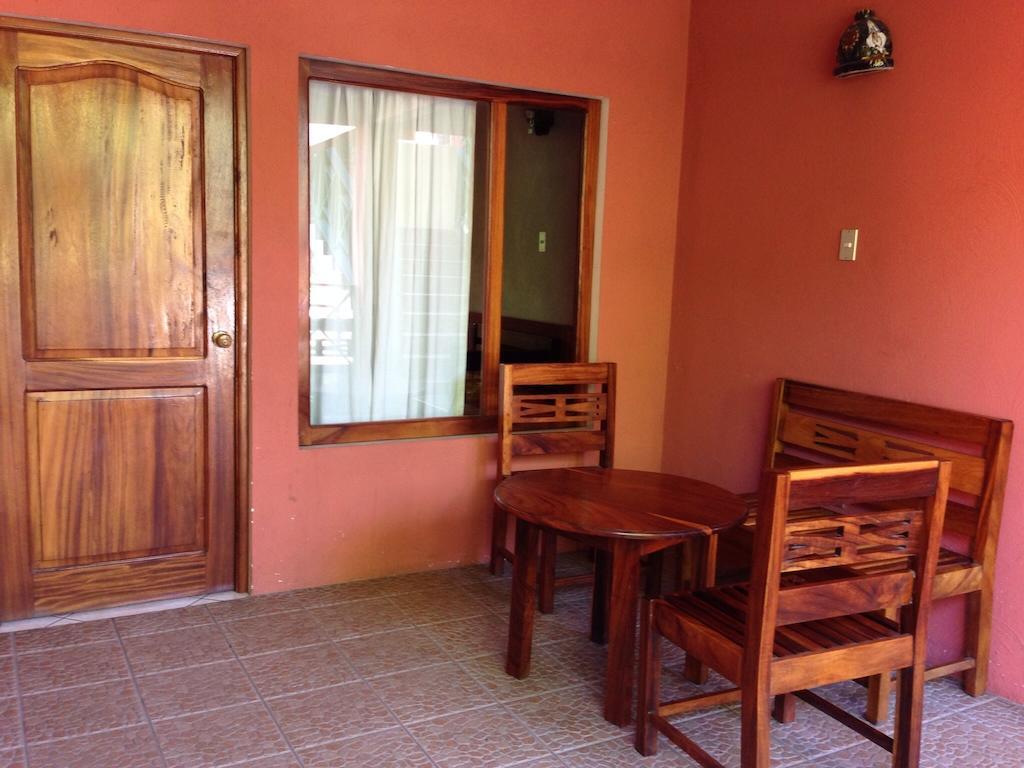 Hotel Villa Hermosa Retalhuleu Esterno foto